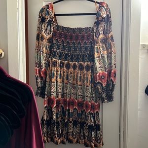 Beautiful dress, only worn once!